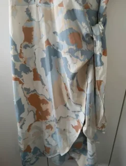 Discount Monki juhlamekko