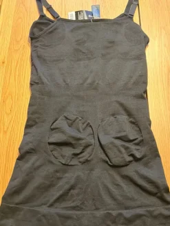 New Esmara Muotoileva toppi