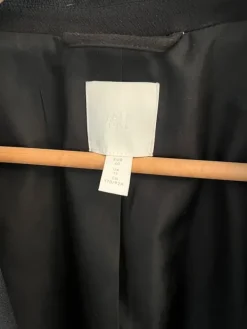 Sale H&M Musta bleiseri