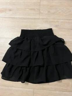 New BUBBLEROOM Musta hame