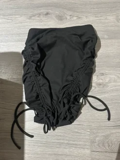 New Cider Musta hame