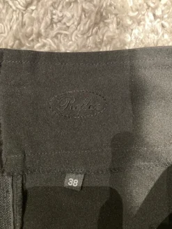 Best Reflex Musta hame koko 38