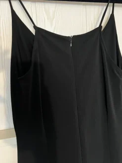 Best Bik Bok Musta housupuku