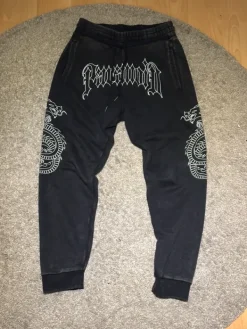 Clearance Musta housut