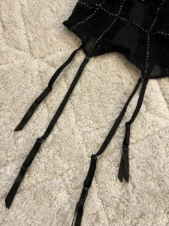 Clearance Musta korsetti