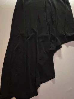 New H&M Musta mullet skirt -hame