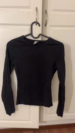 Clearance Nelly Musta paita