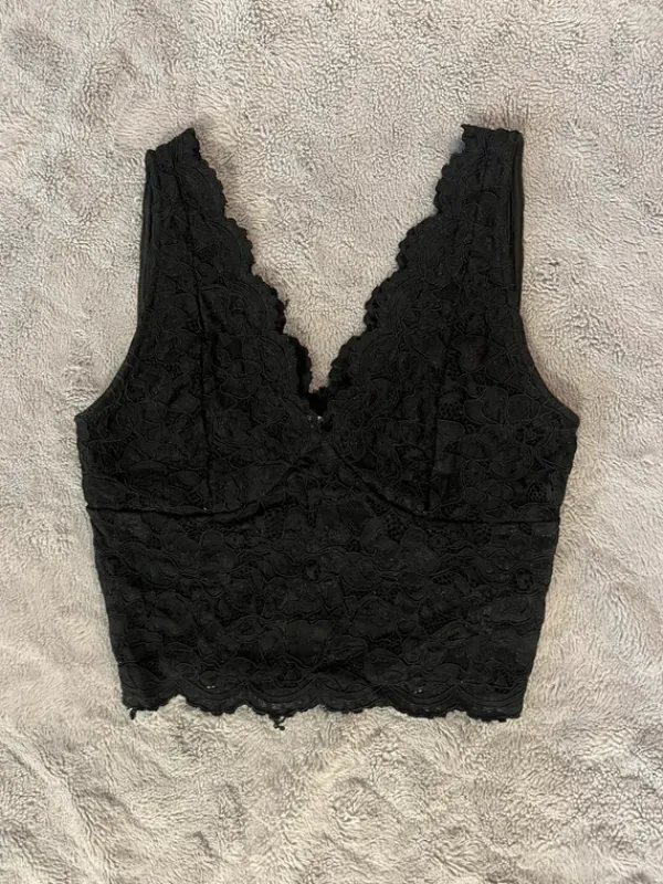 Discount Musta pitsinen toppi