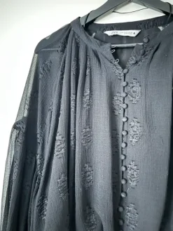 Discount Musta pitsipaita M