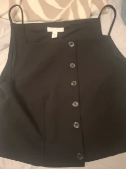 Sale H&M Musta puvunkankaine toppi