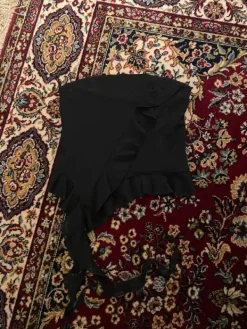 Sale FB Sister Musta toppi