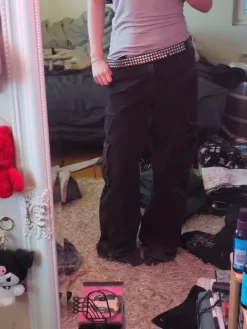 Online FB Sister Mustat baggy jeans