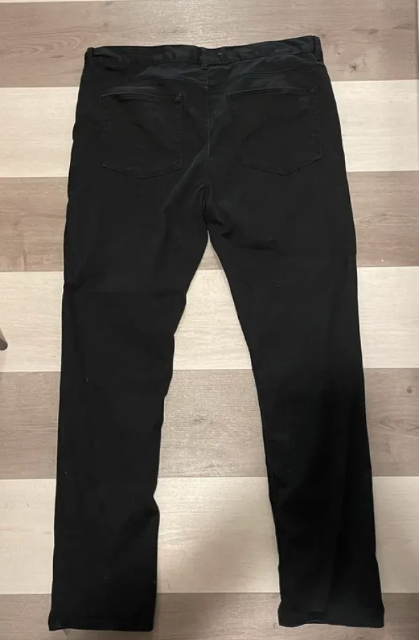 Online H&M Mustat farkut