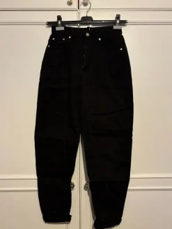 Hot H&M mustat farkut 36