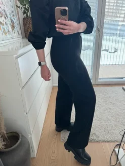 Best Bershka Mustat leveät housut