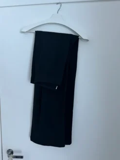 Best Bershka Mustat leveät housut