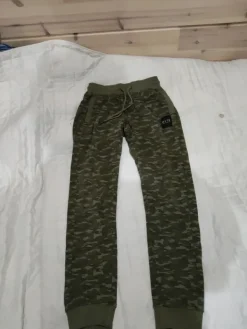 Discount Wyte Myynnissä performancen housut