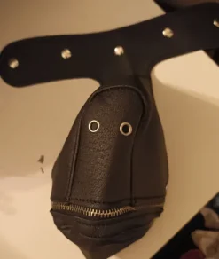 Best Nahkainen bondage koiramaski kuonokopalla