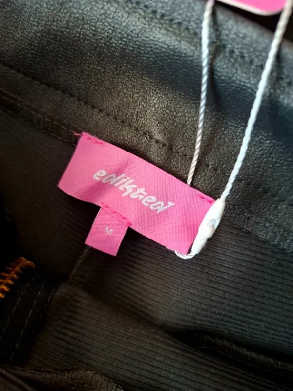 edikted Nahkaiset low waist minishortsit