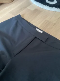 Discount Nelly - Housut