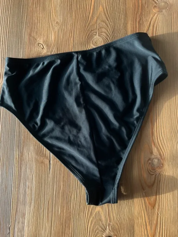 New NLY Beach Nellyn bikinialaosa 🤩