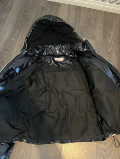 Sale Nelly n musta toppatakki