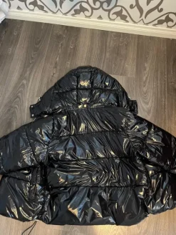 Sale Nelly n musta toppatakki