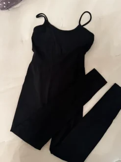 Clearance Nellyn naisten jumpsuit/haalari