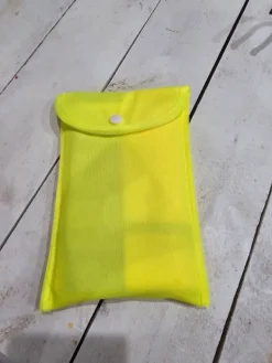 New Neonkeltainen huomioliivi