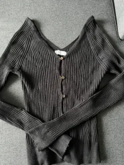 Outlet MNG Neulepaita