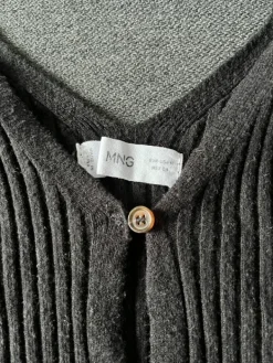 Outlet MNG Neulepaita