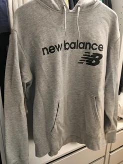 New New Balance huppari