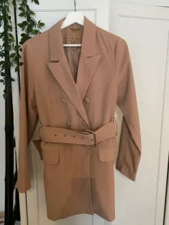 Online New Yorker jakkutakki koko 40