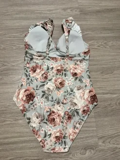 Clearance Newbie naisten kukallinen uimapuku M