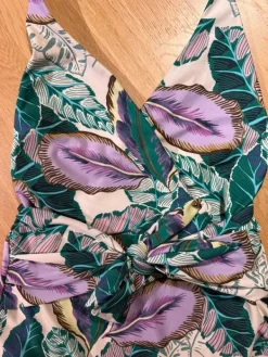 Online Next halterneck uimapuku