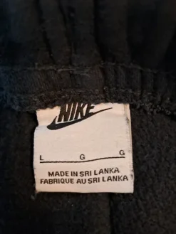 Best Nike collegehousut