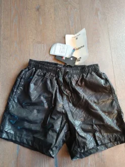 Hot Nike maudymosi šortai