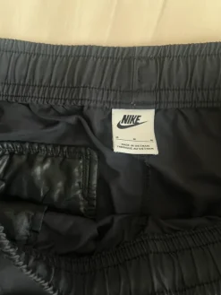 Discount Nike pants