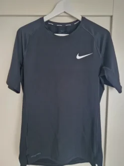 Hot Nike pro urheilupaita