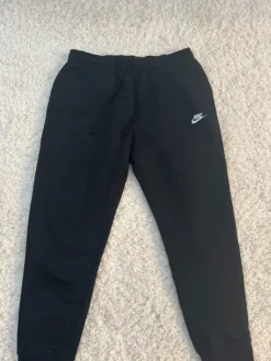 Hot Nike n college housut