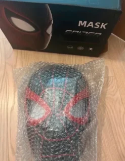 Outlet Spiderman Nowa maska , ruchome oczy