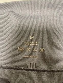 Discount NVGTN leggings