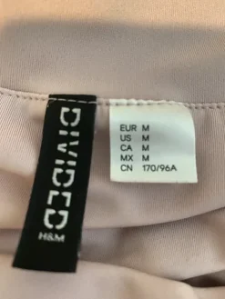 Clearance off shoulder pitkähihanen