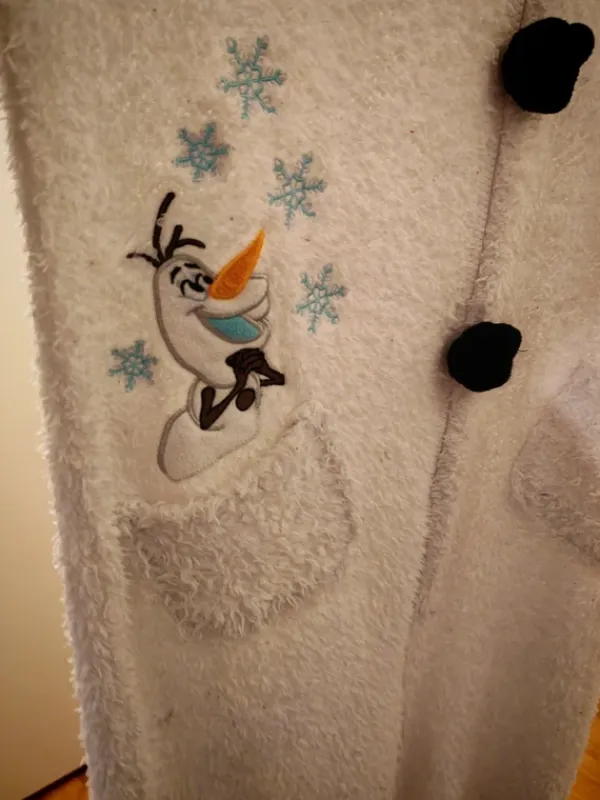 Online Love to Lounge Olaf-haalari