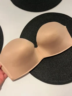 Discount Cubus Olkaimettomat rintaliivit