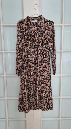 Hot Only midimekko, koko M