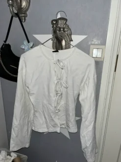 Outlet Gina Tricot Paita