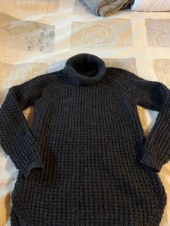 Outlet Gina Tricot Paksu neule M