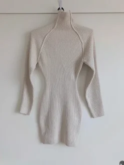 Sale Paksumpi poolomekko