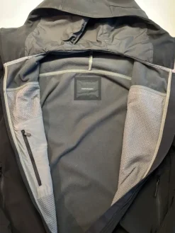 Clearance Peak Performance kuoritakki